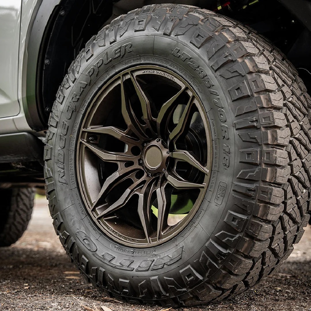 VIKOR INDUSTRIES - VK01 SATIN BLACK ALLOY WHEELS 18X9-image